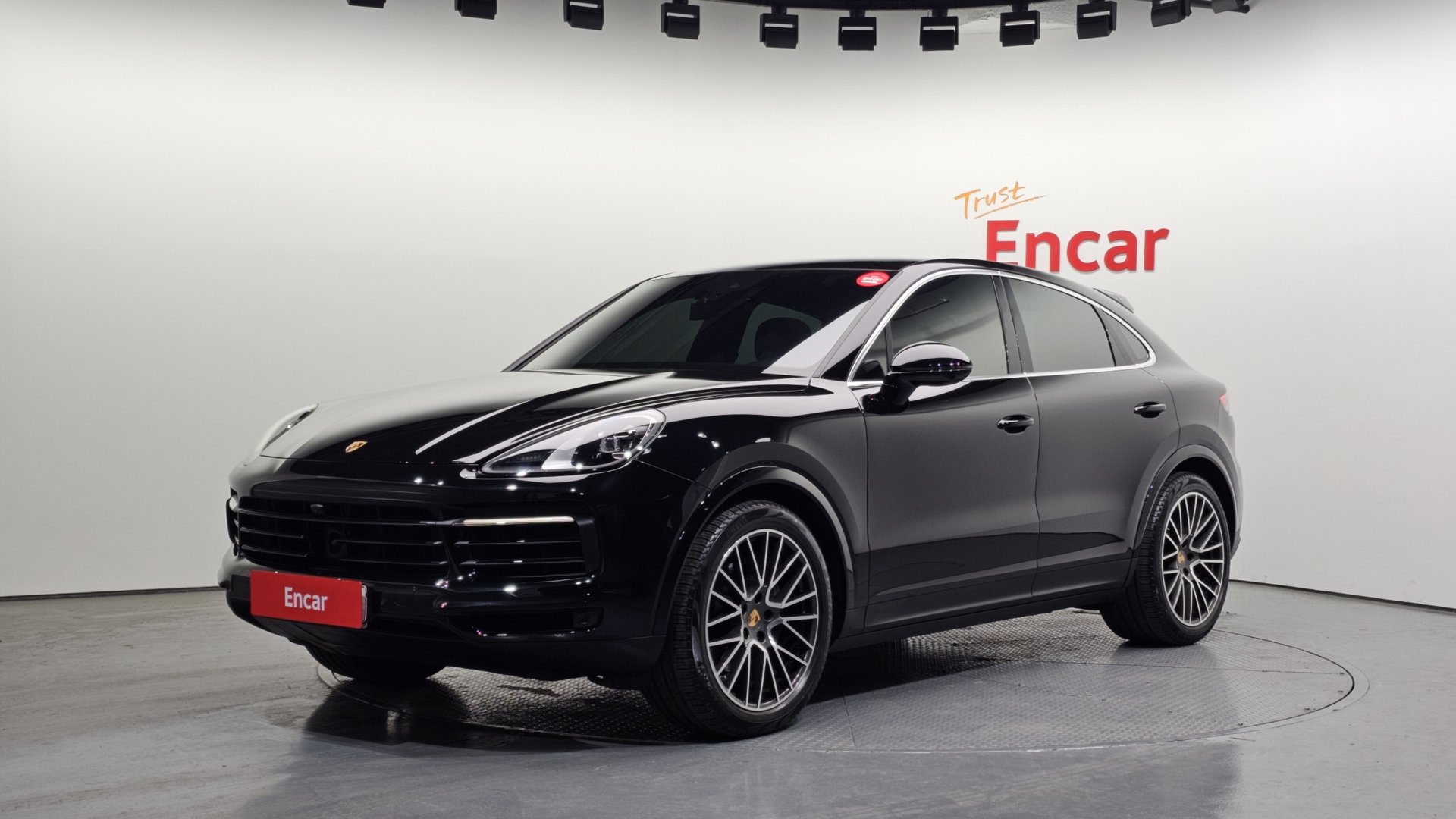 PORSCHE CAYENNE - View 1