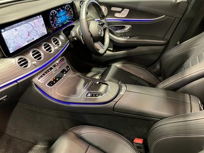 MERCEDES-BENZ E-CLASS - 10