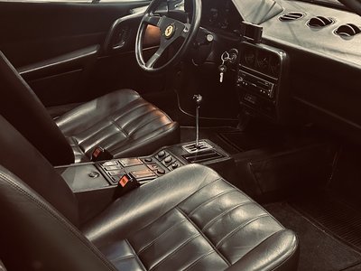 1990 Ferrari 328 GTS 照片 13