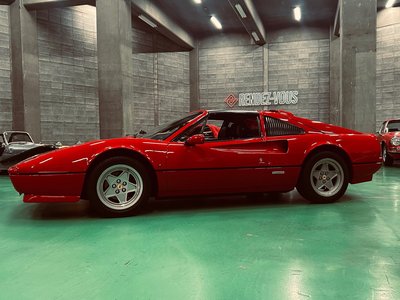 1990 Ferrari 328 GTS 照片 11