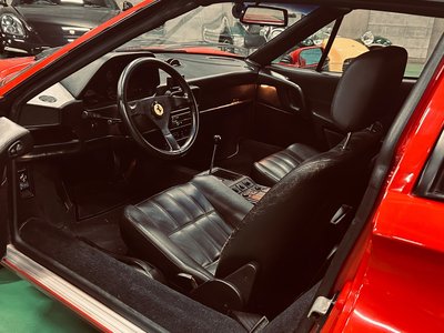 1990 Ferrari 328 GTS 照片 12