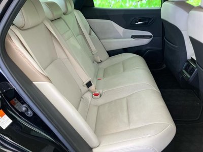 TOYOTA CROWN CROSSOVER - 5