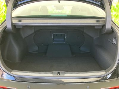 TOYOTA CROWN CROSSOVER - 8