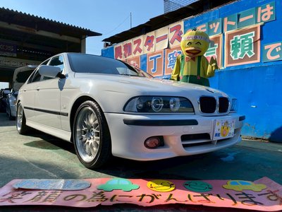 BMW 5 SERIES - 1