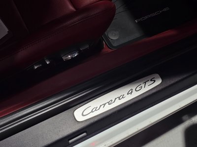 2016 Porsche 911 photo 6