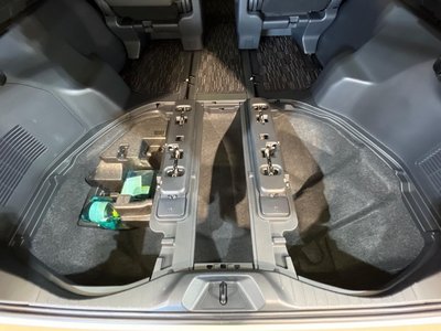 2026 Toyota ALPHARD 缩略图 37