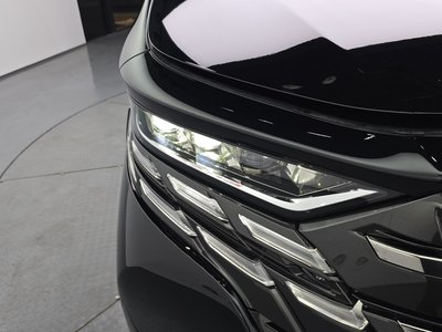 TOYOTA ALPHARD - 9