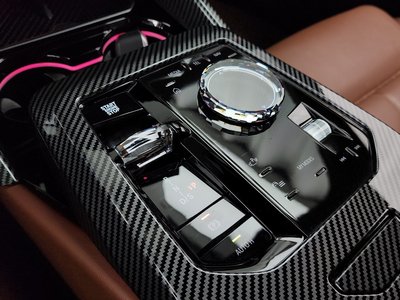 2025 BMW 5 SERIES 缩略图 12