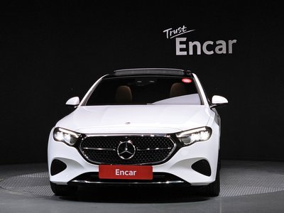 MERCEDES-BENZ E-CLASS - 2