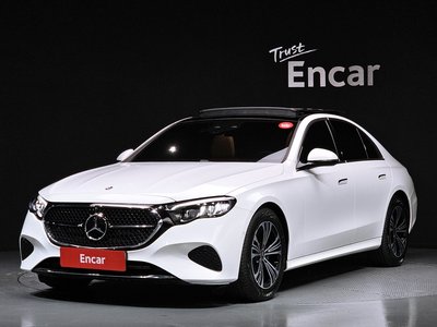 MERCEDES-BENZ E-CLASS - 1