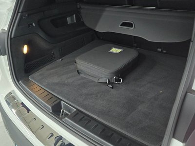 2025 Mercedes-BENZ EQB 照片 10