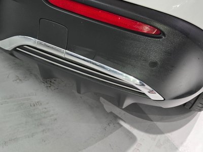 2025 Mercedes-BENZ EQB — миниатюра 11