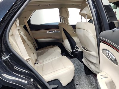2020 Genesis GV70 — миниатюра 12