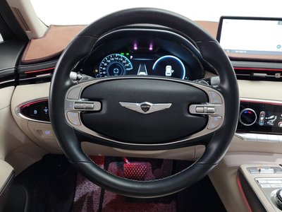 2020 Genesis GV70 — миниатюра 13