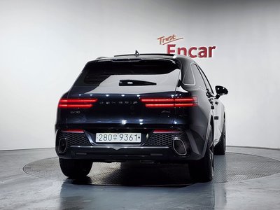 صورة 4 لـ 2020 Genesis GV70