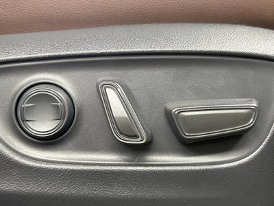 صورة مصغرة 24 لـ 2025 Toyota LAND CRUISER 250