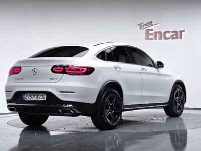 MERCEDES-BENZ GLC - 2