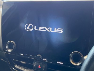 صورة 4 لـ 2025 Lexus NX