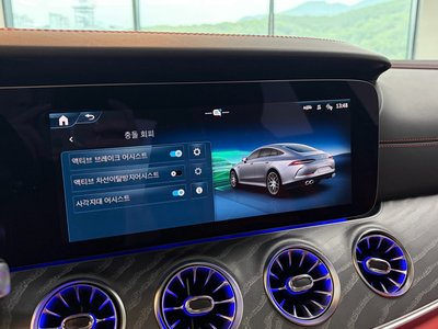 2025 Mercedes-BENZ GT AMG 缩略图 15