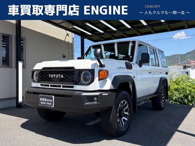TOYOTA LAND CRUISER 70 - 1