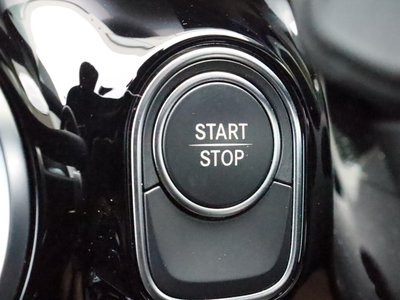 2025 Mercedes-BENZ EQA — миниатюра 35