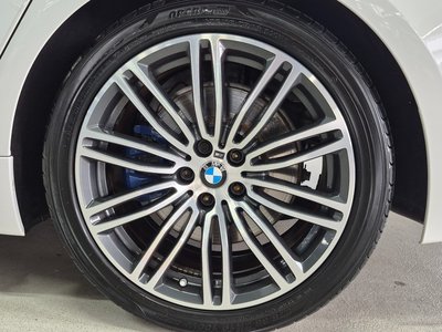 BMW 5 SERIES - 6