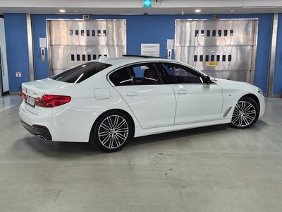 BMW 5 SERIES - 5