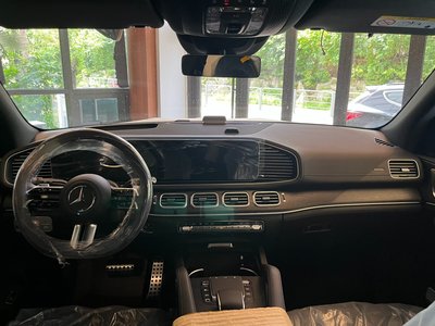 2026 Mercedes-BENZ GLS — миниатюра 12