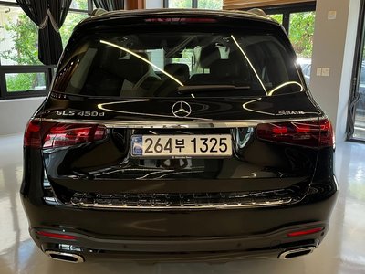 2026 Mercedes-BENZ GLS — фото 3