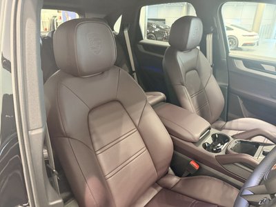 PORSCHE CAYENNE - 5