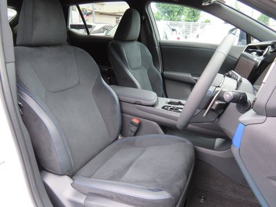 صورة مصغرة 16 لـ 2024 Lexus RZ