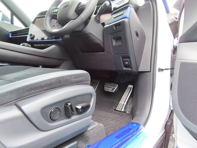 صورة مصغرة 61 لـ 2024 Lexus RZ
