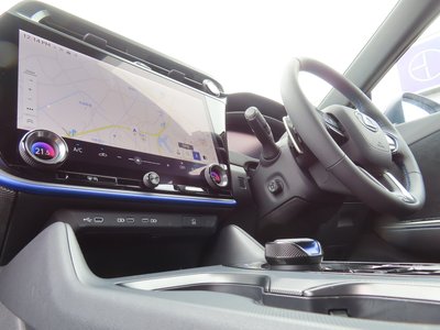 صورة مصغرة 71 لـ 2024 Lexus RZ
