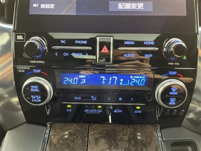 TOYOTA ALPHARD - 8
