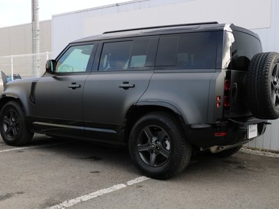 LAND ROVER DEFENDER - 5