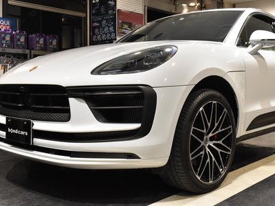 PORSCHE MACAN - 7