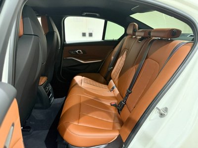 صورة مصغرة 19 لـ 2025 BMW M3 SEDAN