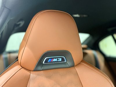 2025 BMW M3 SEDAN — фото 6