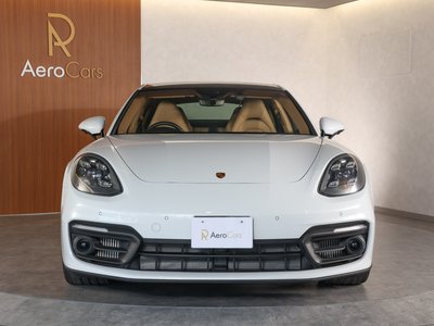 PORSCHE PANAMERA - 3