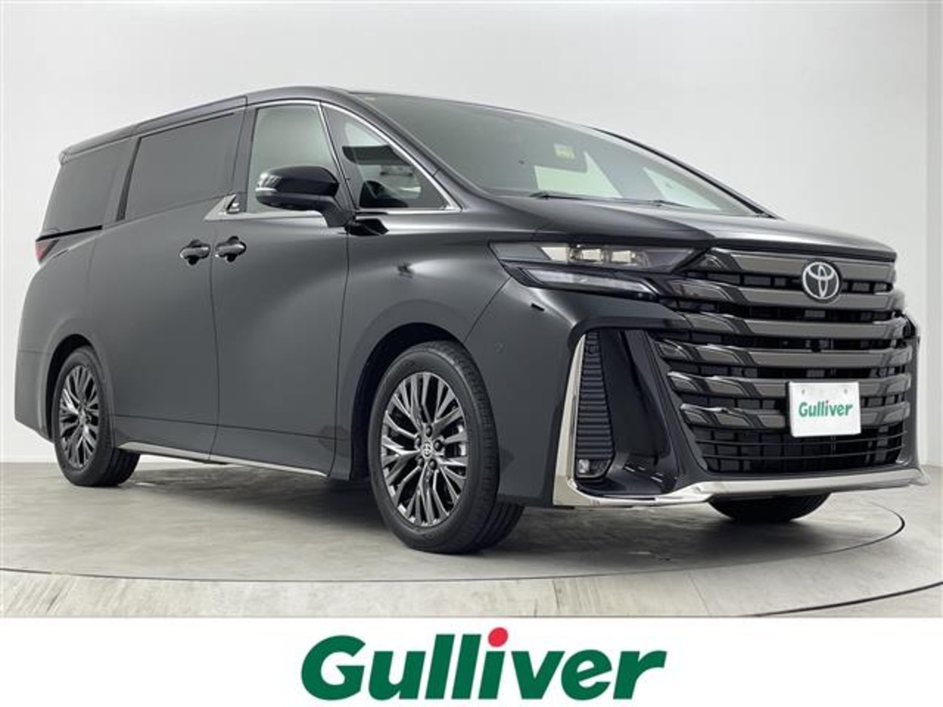 TOYOTA VELLFIRE - View 1