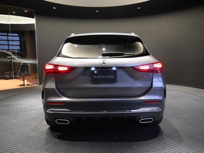 MERCEDES-BENZ GLA - 6
