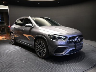 MERCEDES-BENZ GLA - 3