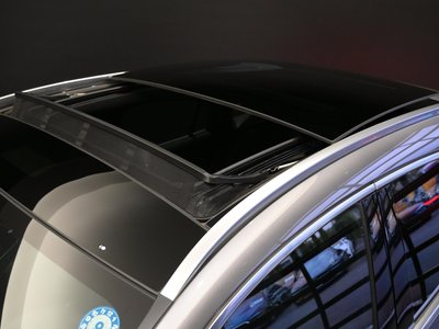 MERCEDES-BENZ GLA - 8