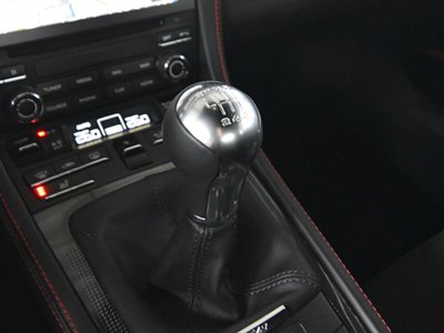 PORSCHE 718 CAYMAN - 10