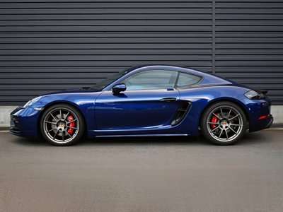 PORSCHE 718 CAYMAN - 2