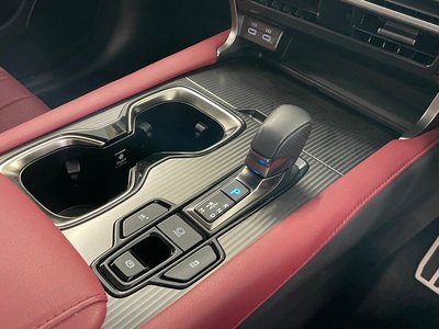 صورة مصغرة 24 لـ 2023 Lexus RX