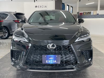صورة 4 لـ 2023 Lexus RX