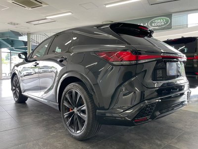 صورة 5 لـ 2023 Lexus RX