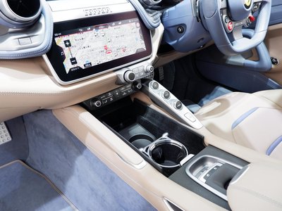 2018 Ferrari GTC4 LUSSO — миниатюра 28