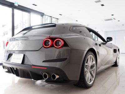 2018 Ferrari GTC4 LUSSO — миниатюра 19